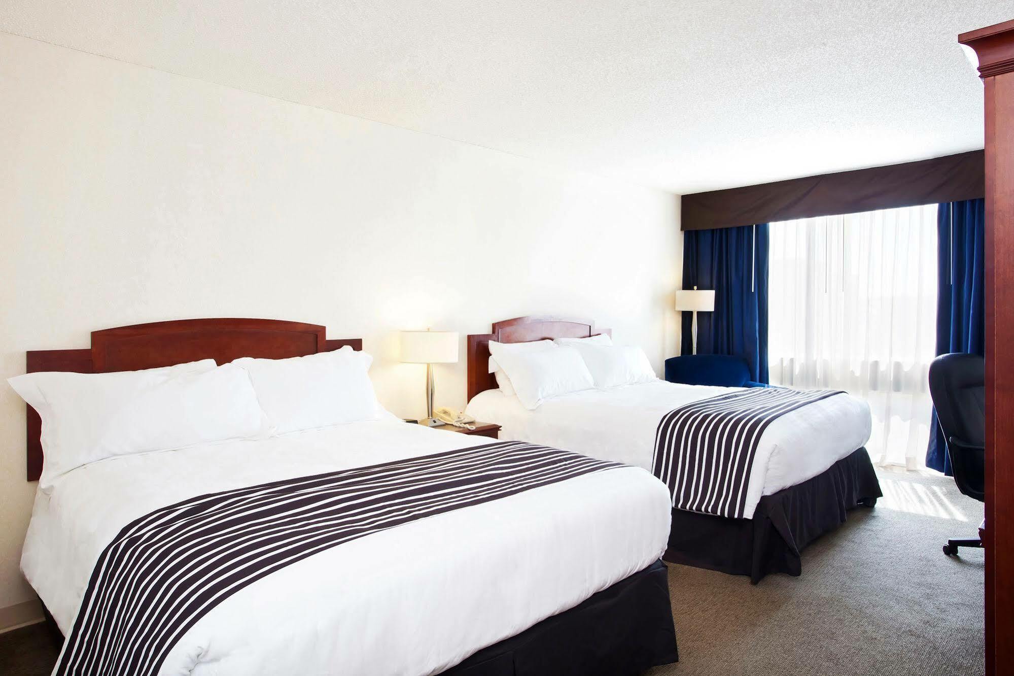 Sandman Hotel Montreal - Longueuil Eksteriør bilde
